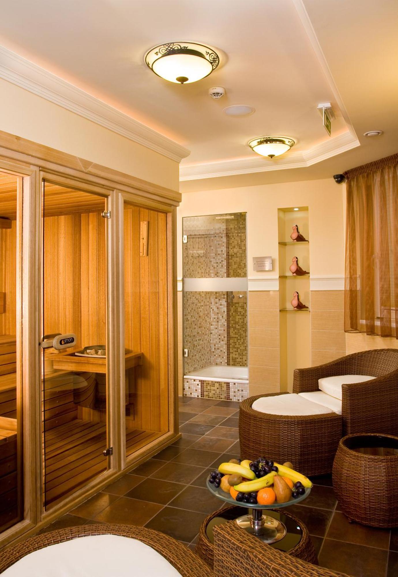 Hotel Kalvaria Дьёр Экстерьер фото